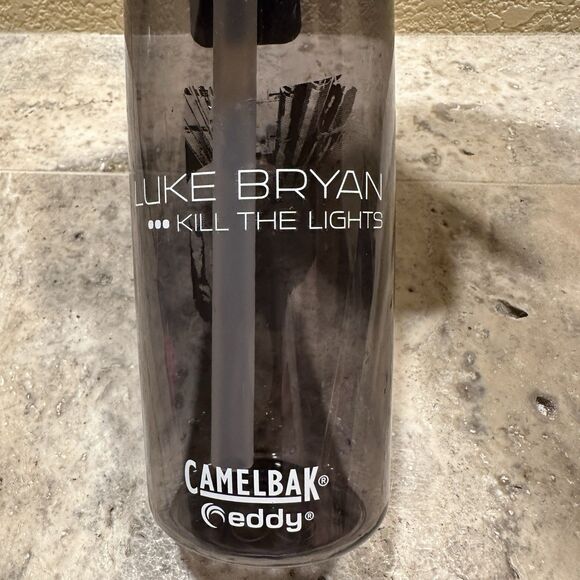 Luke Bryan Kill The Lights Tour Bottle Camelbak 600ml VIP Country BPA free NEW - Picture 3 of 4